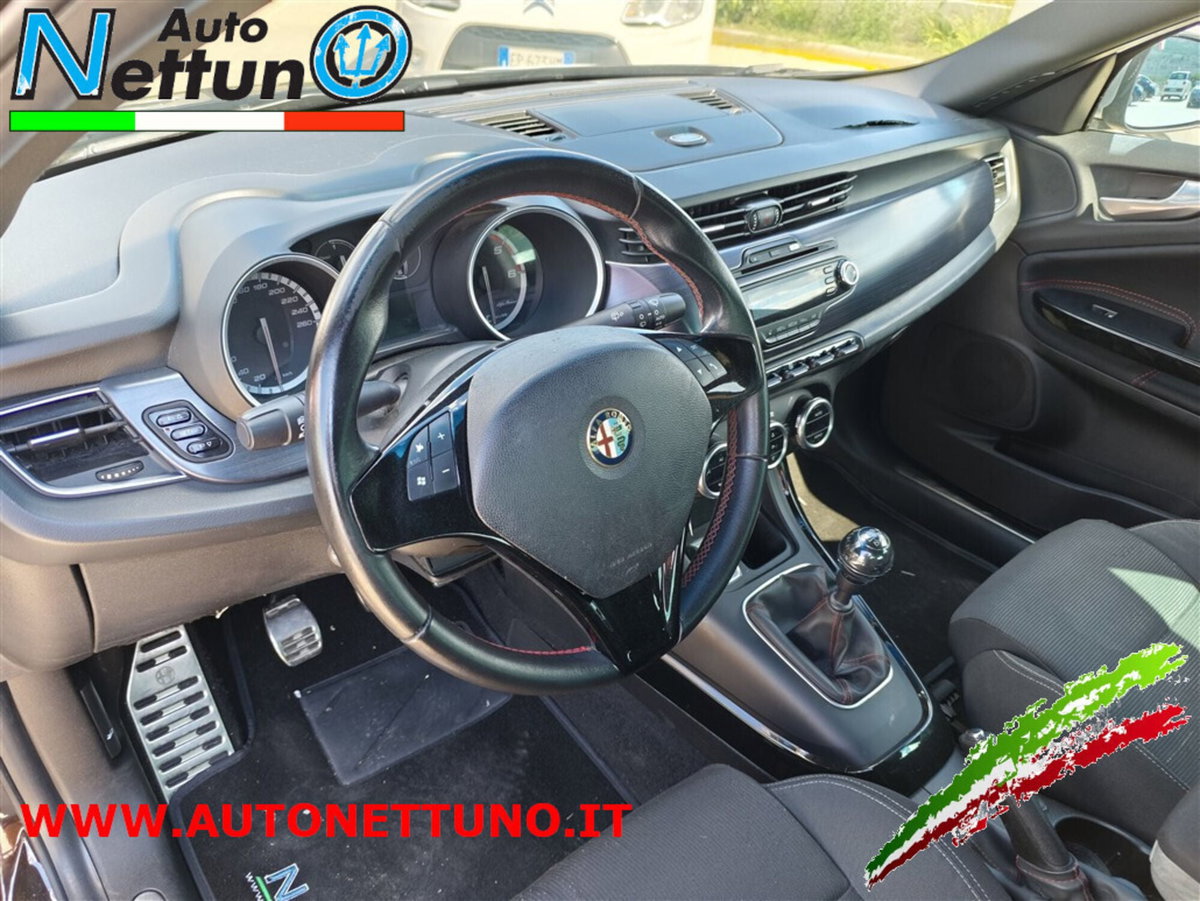 Alfa Romeo Giulietta 1.6 JTDm-2 Exclusive (10)