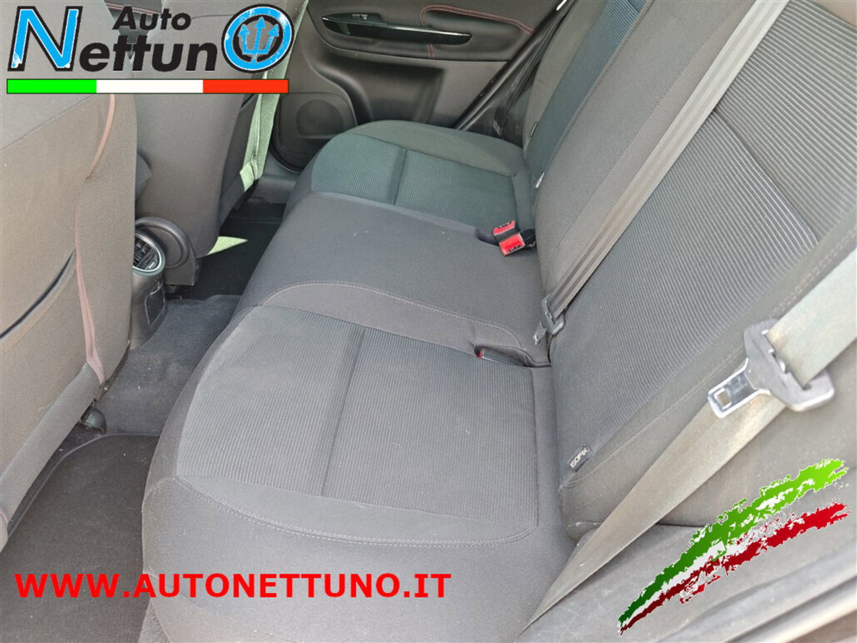 Alfa Romeo Giulietta 1.6 JTDm-2 Exclusive (13)
