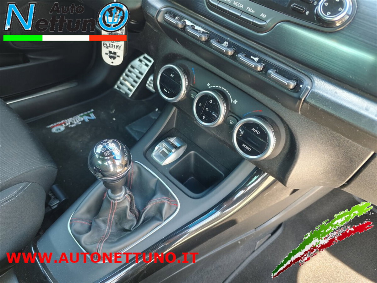 Alfa Romeo Giulietta 1.6 JTDm-2 Exclusive (19)