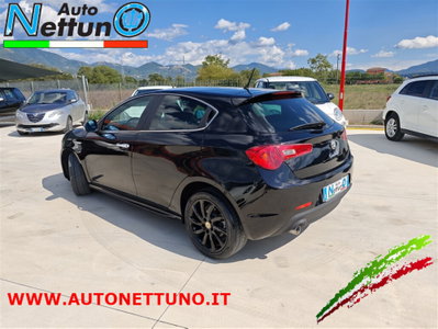 Alfa Romeo Giulietta 1.6 JTDm-2 Exclusive (5)