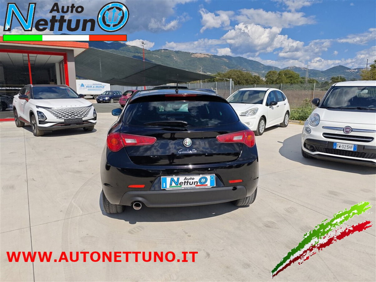 Alfa Romeo Giulietta 1.6 JTDm-2 Exclusive (6)
