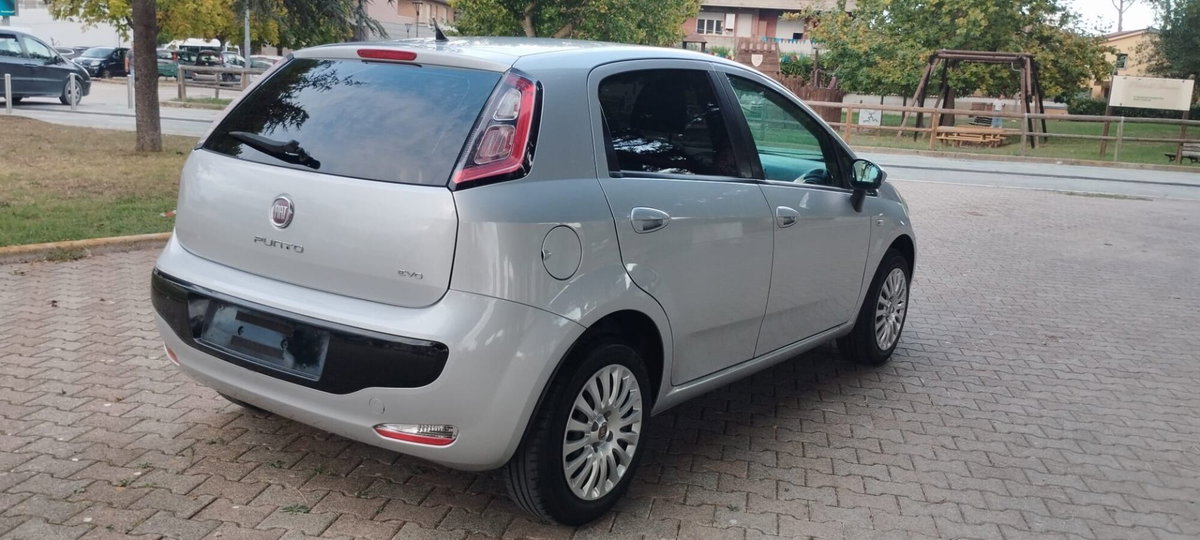 Fiat Punto Evo 1.2 5 porte S&S Dynamic (7)
