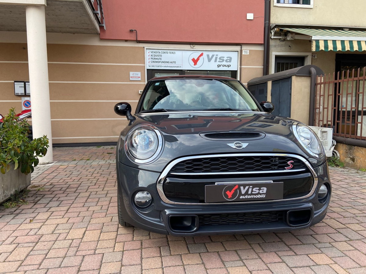 MINI Mini 2.0 Cooper SD (2)