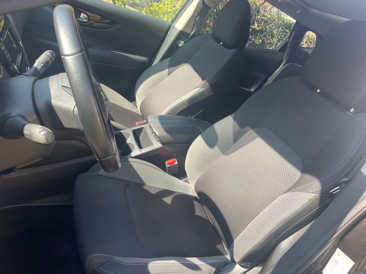 Nissan Qashqai 1.5 dCi 115 CV DCT N-Connecta (9)