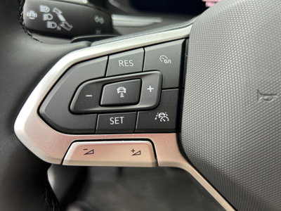 Volkswagen Passat Variant 2.0 TDI SCR 200 CV 4MOTION DSG Executive (16)
