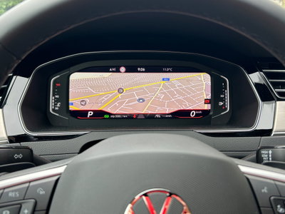 Volkswagen Passat Variant 2.0 TDI SCR 200 CV 4MOTION DSG Executive (19)