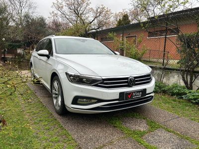 Volkswagen Passat Variant 2.0 TDI SCR 200 CV 4MOTION DSG Executive (3)