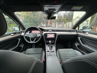 Volkswagen Passat Variant 2.0 TDI SCR 200 CV 4MOTION DSG Executive (7)