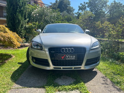 Audi TT Coupé 3.2 V6 quattro (2)