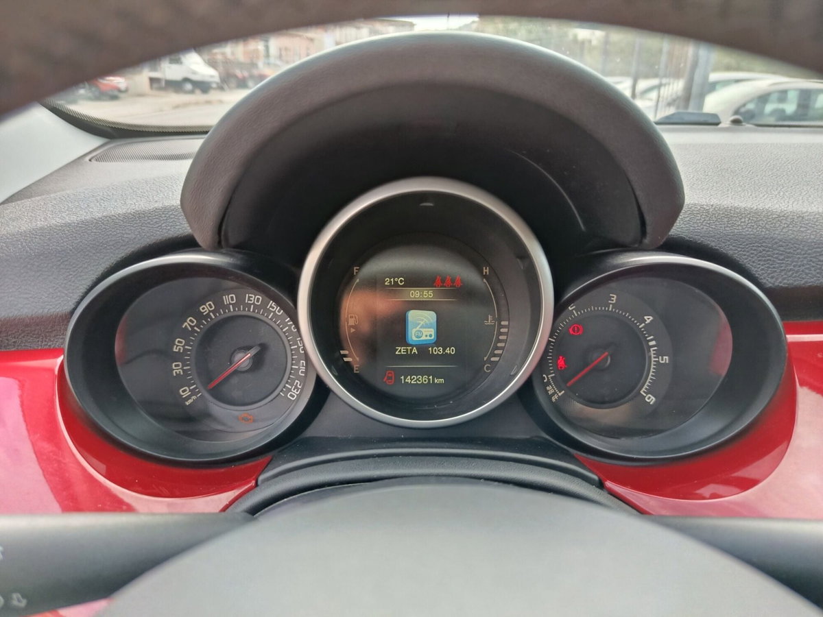 Fiat 500X 1.6 MultiJet 120 CV Lounge (11)