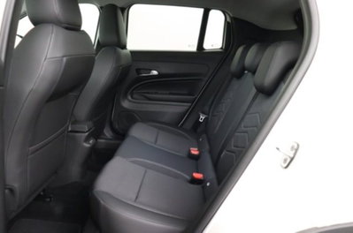 Jeep Avenger 1.2 turbo Summit fwd 100cv (13)
