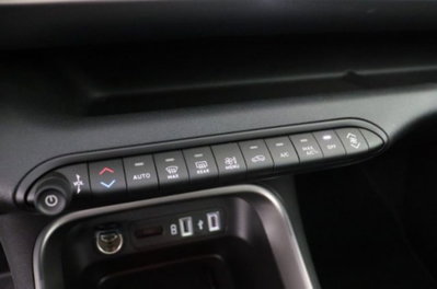 Jeep Avenger 1.2 turbo Summit fwd 100cv (15)