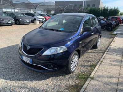 Lancia Ypsilon 1.2 69 CV 5 porte Platinum usata