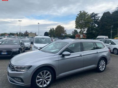 Volkswagen Passat Variant 1.6 TDI SCR DSG Business BMT usata