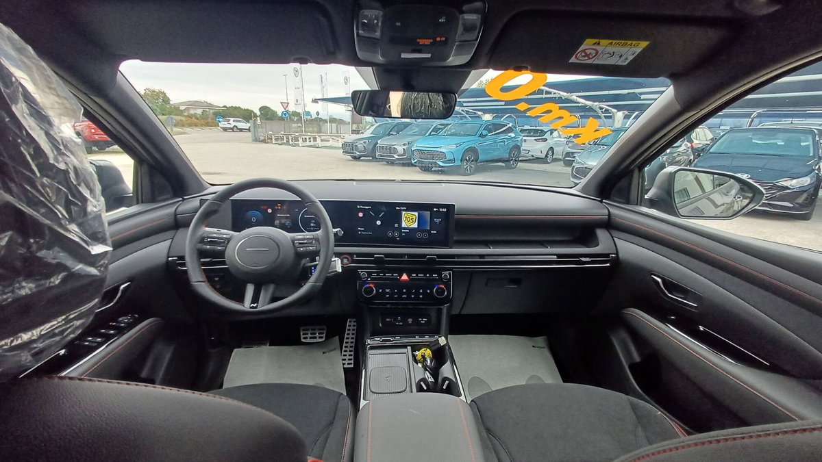 Hyundai Tucson 1.6 hev Xtech 2wd auto (15)