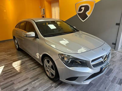 Mercedes-Benz CLA Shooting Brake 180 d Automatic Premium Dark Night usata