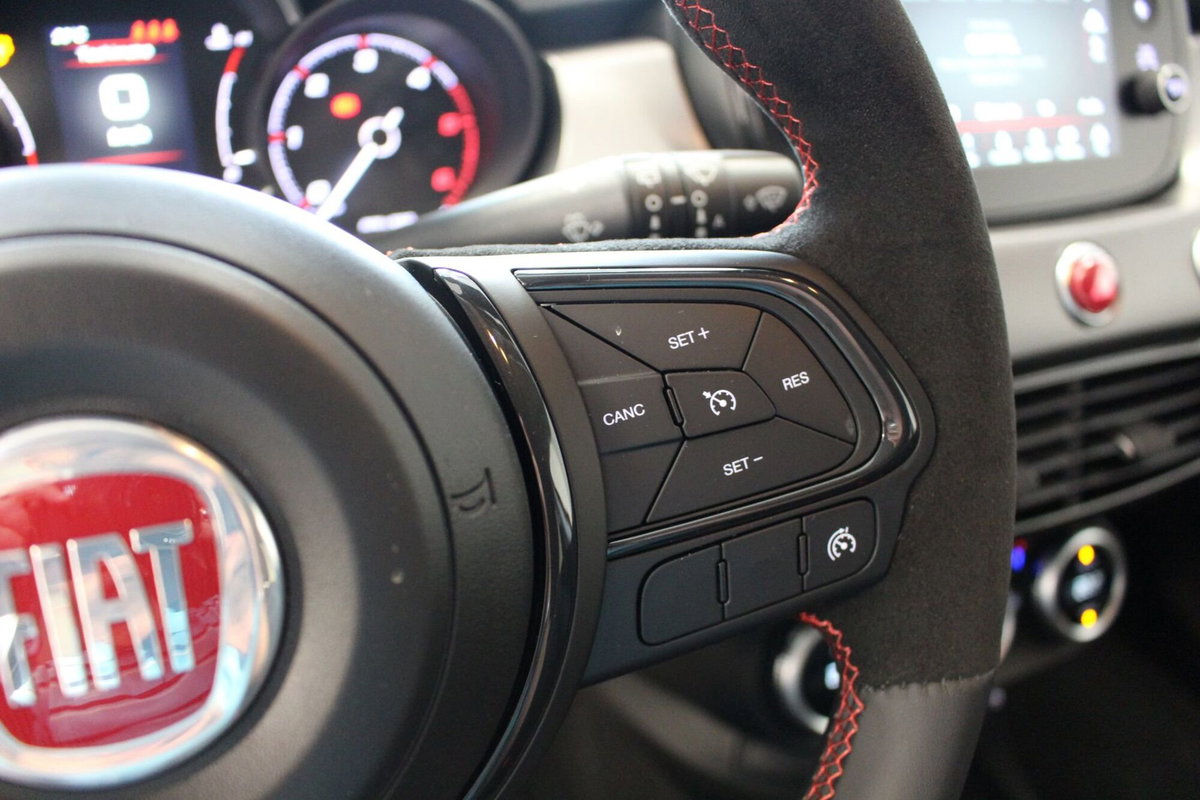 Fiat 500X 1.3 MultiJet 95 CV Sport (11)