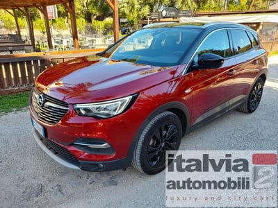 Opel Grandland X 1.6 Hybrid Plug-in aut. FWD Design Line usata
