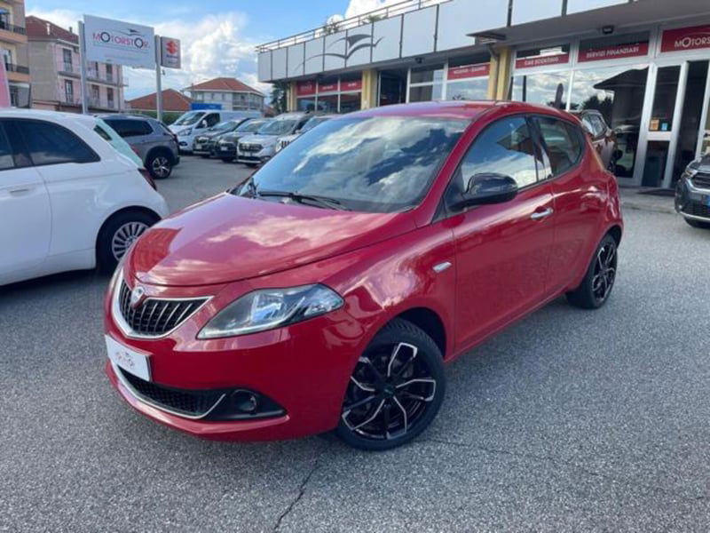Lancia Ypsilon 1.0 FireFly 5 porte S&S Hybrid Gold Plus
