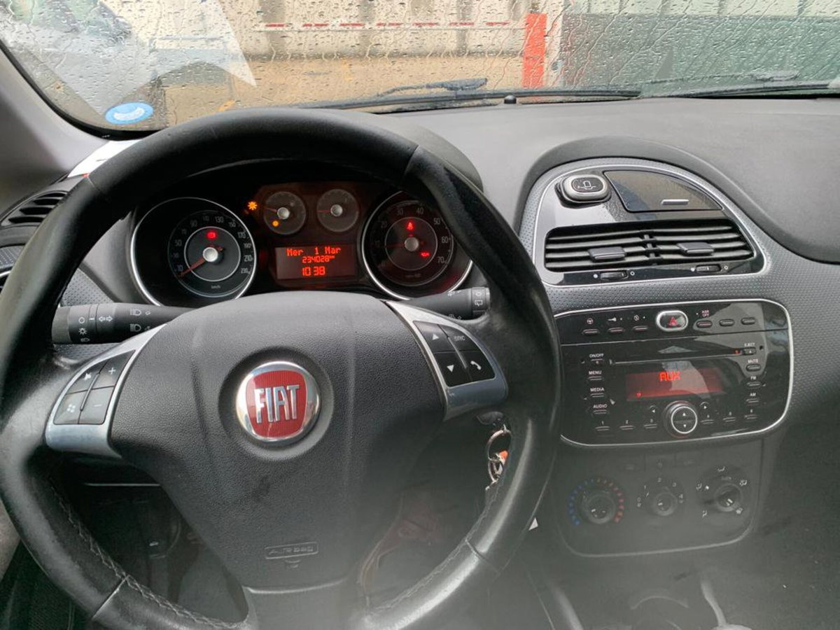 Fiat Punto Evo 1.3 Mjt 75 CV 5 porte Active (15)