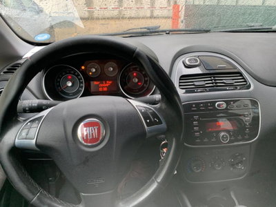 Fiat Punto Evo 1.3 Mjt 75 CV 5 porte Active (15)