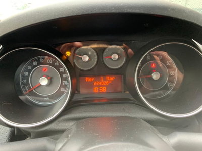 Fiat Punto Evo 1.3 Mjt 75 CV 5 porte Active (16)