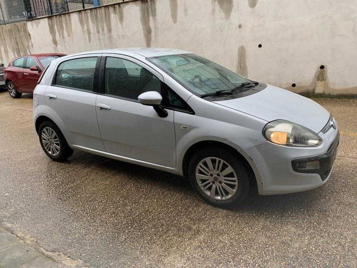 Fiat Punto Evo 1.3 Mjt 75 CV 5 porte Active (5)
