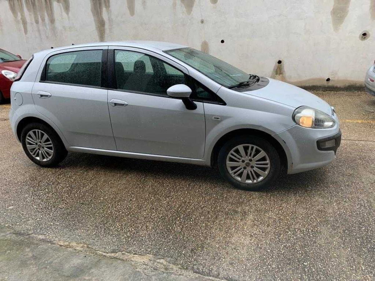 Fiat Punto Evo 1.3 Mjt 75 CV 5 porte Active (6)