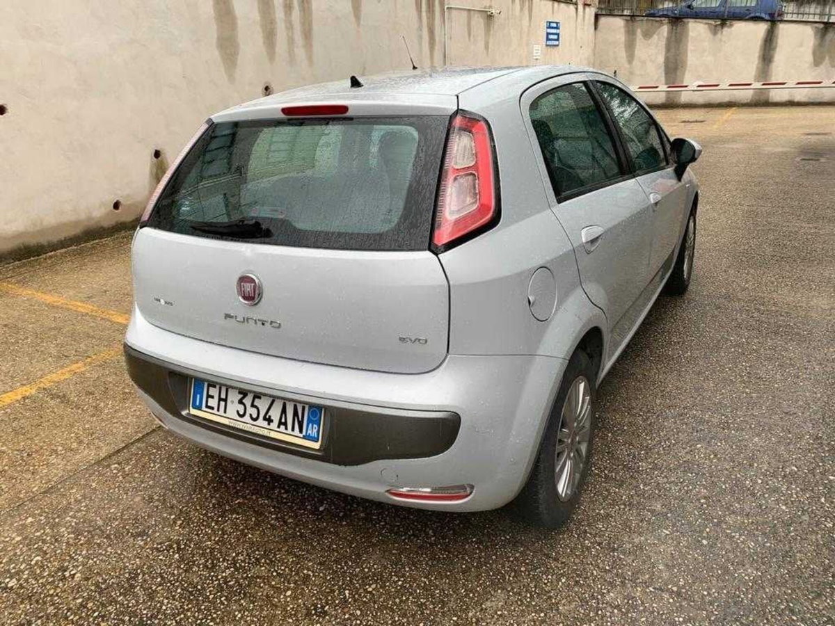 Fiat Punto Evo 1.3 Mjt 75 CV 5 porte Active (8)