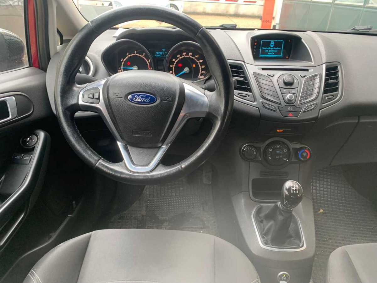 Ford Fiesta 1.4 5 porte Bz.- GPL Titanium (13)
