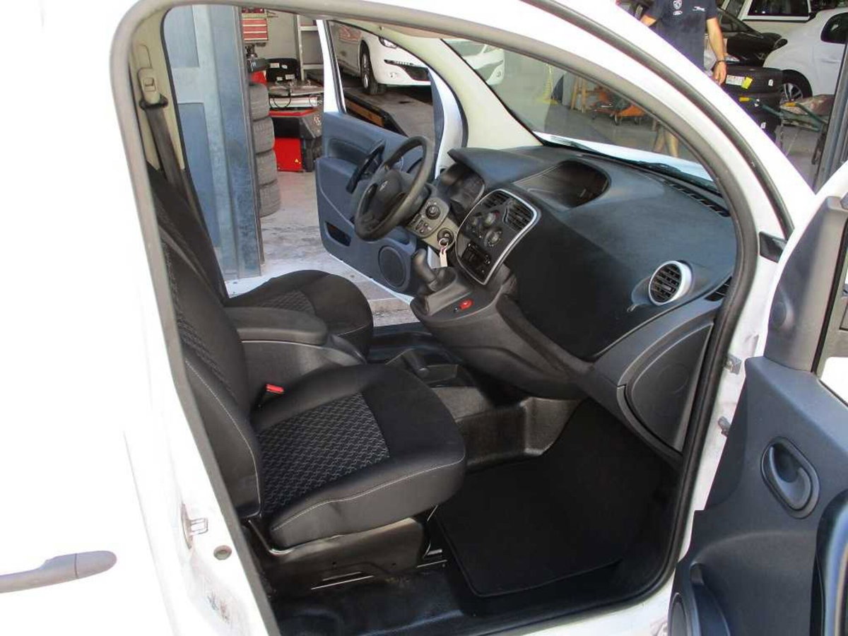 Renault Kangoo 1.5 dCi 90CV F.AP. 4p. Express Maxi Ice (8)