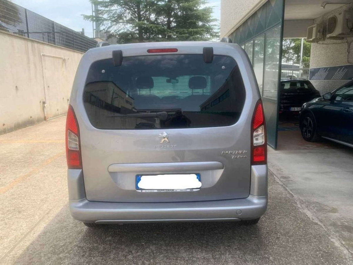 Peugeot Partner BlueHDi 100 Active (11)