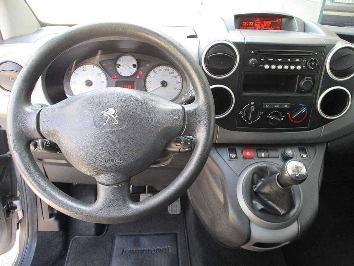 Peugeot Partner BlueHDi 100 Active (8)