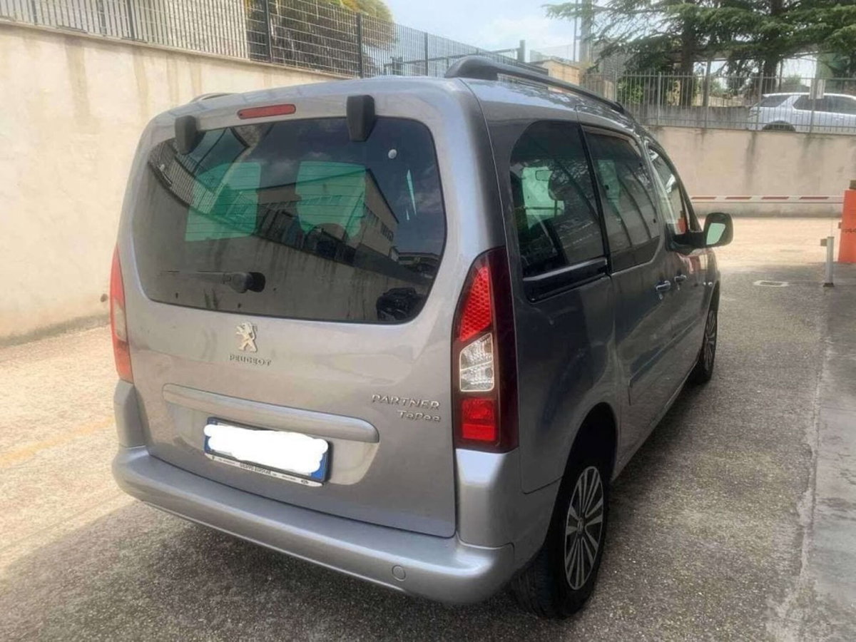 Peugeot Partner BlueHDi 100 Active (9)