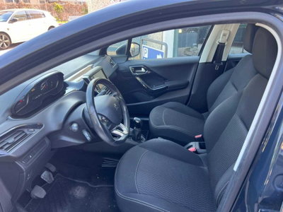 Peugeot 208 100 5 porte Allure (11)