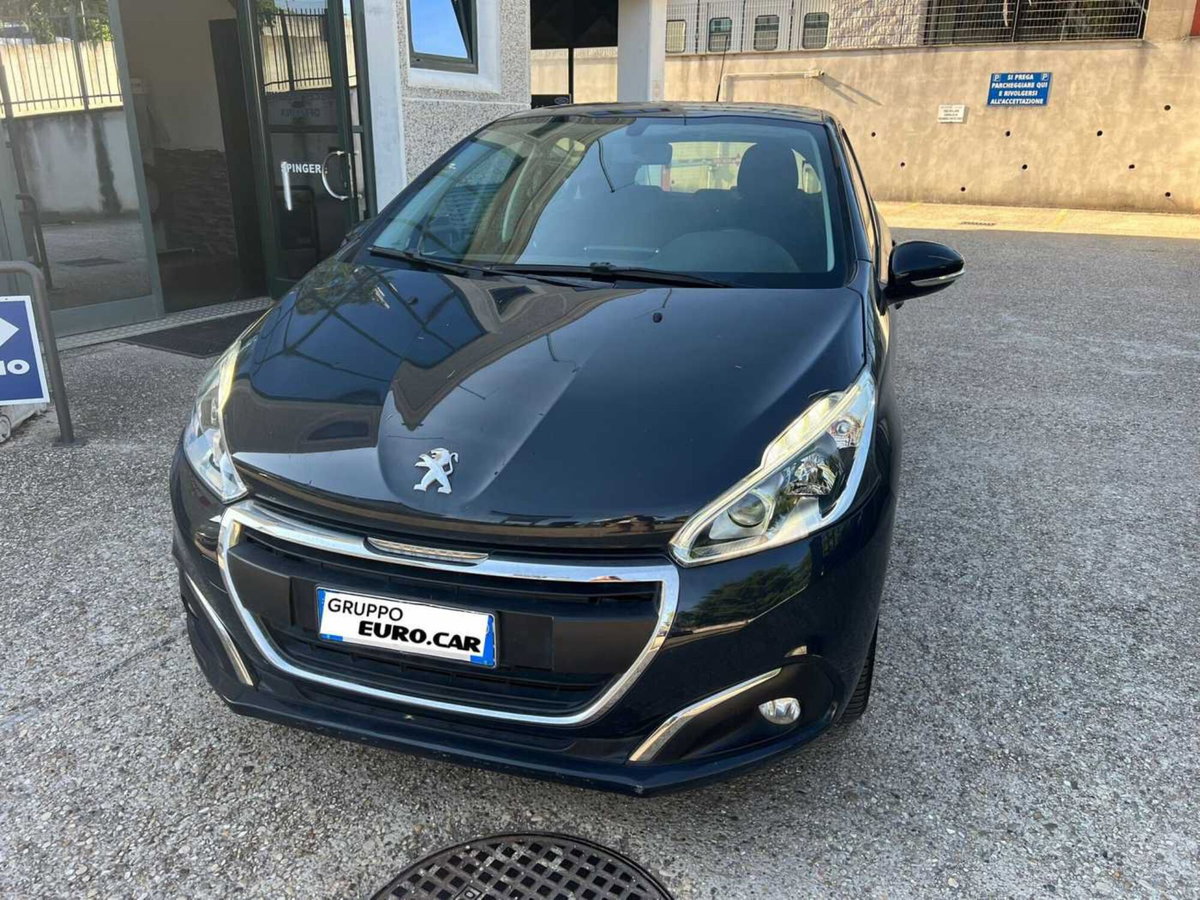 Peugeot 208 100 5 porte Allure (2)