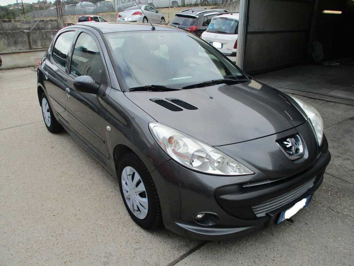 Peugeot 206 60CV 5p. Trendy (5)
