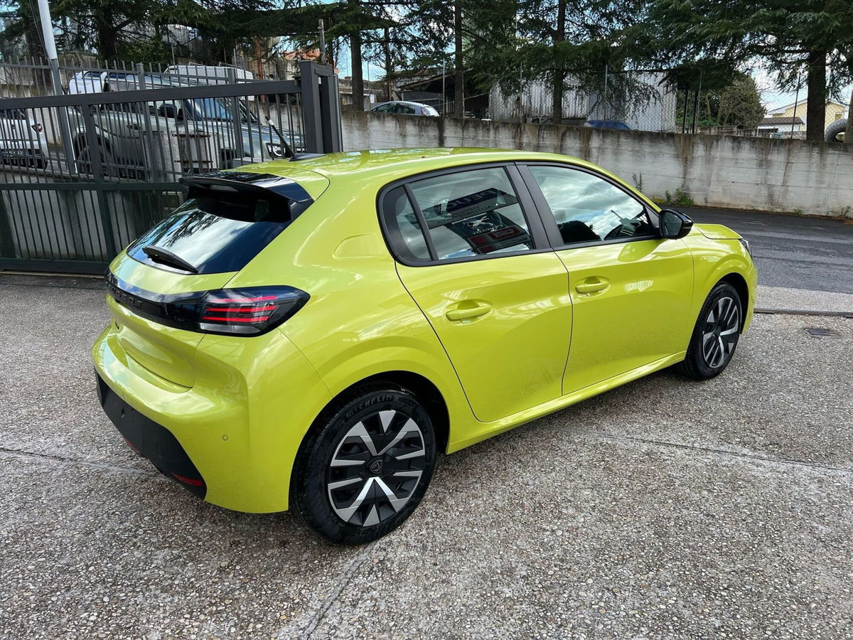 Peugeot 208 PureTech 100 Stop&Start 5 porte GT (6)