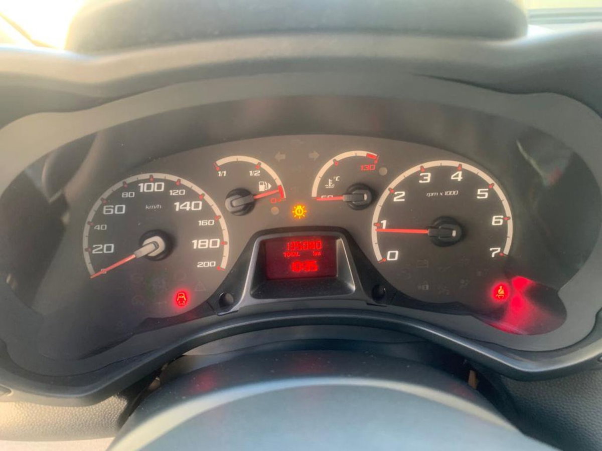 Ford Ka 1.3 TDCi 75CV (16)