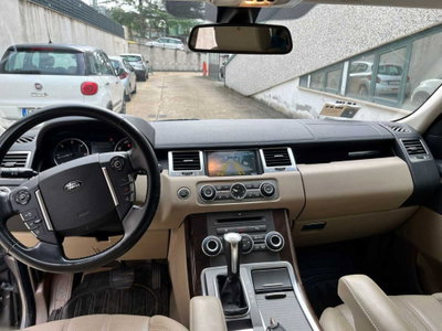 Land Rover Range Rover Sport 3.0 SDV6 HSE (12)