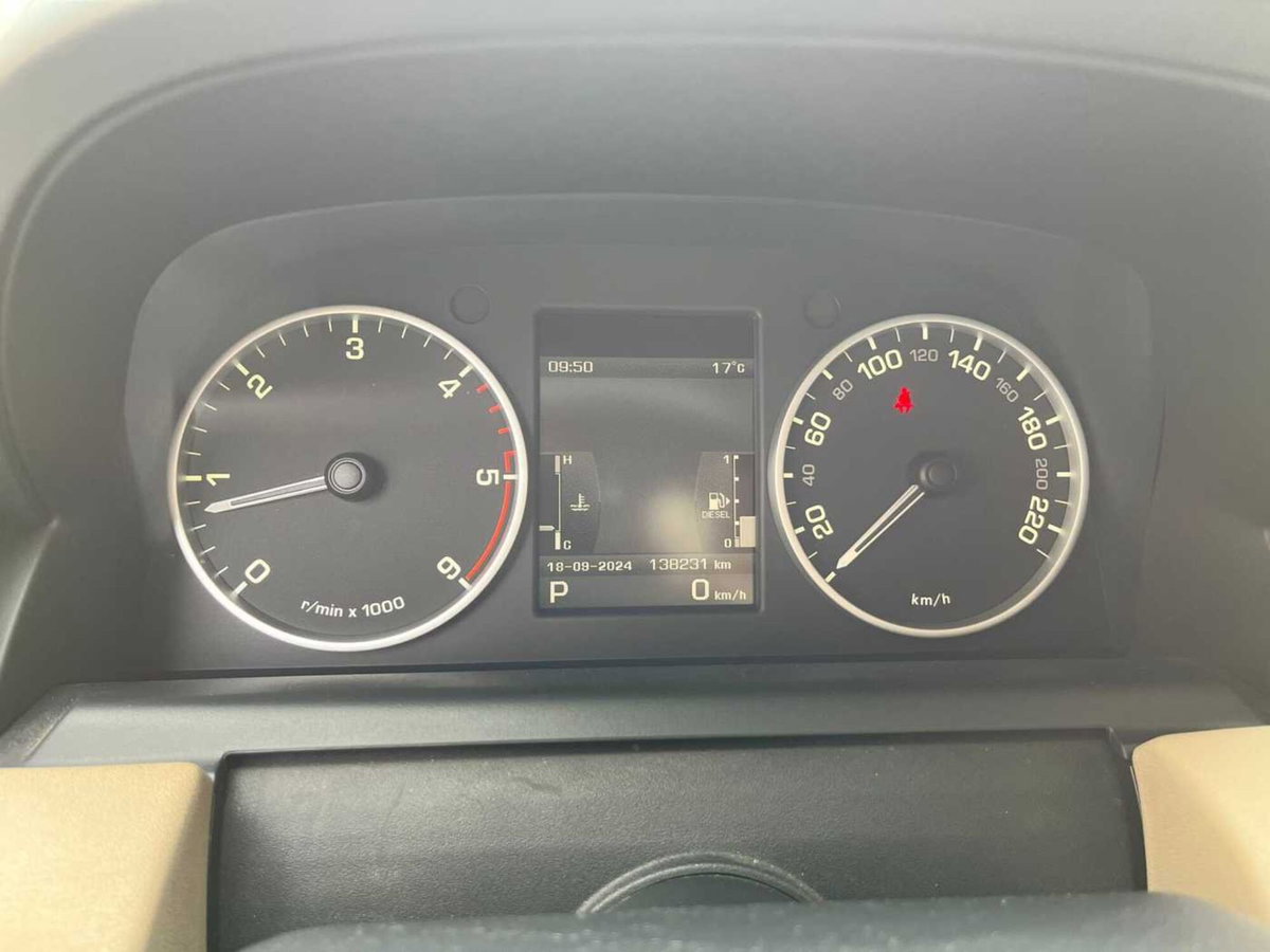 Land Rover Range Rover Sport 3.0 SDV6 HSE (14)