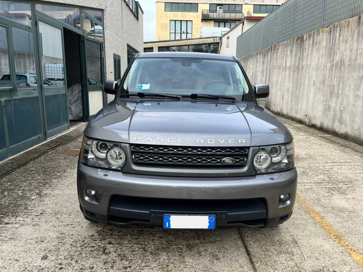 Land Rover Range Rover Sport 3.0 SDV6 HSE (2)