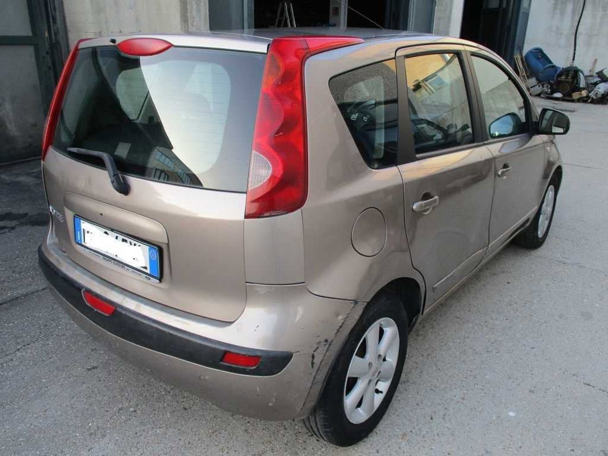 Nissan Note 1.4 16V Acenta (2)