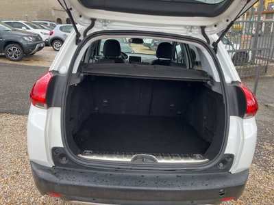 Peugeot 2008 120 S&S Allure (14)