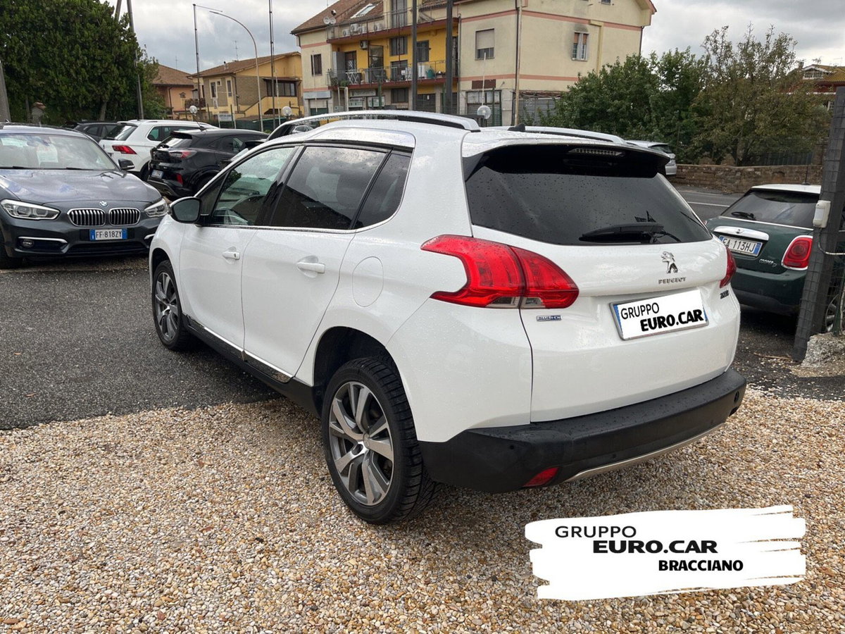 Peugeot 2008 120 S&S Allure (7)