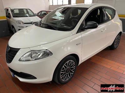 Lancia Ypsilon 1.2 69 CV 5 porte S Momodesign usata
