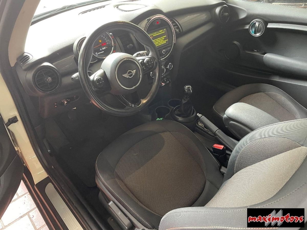 MINI Mini 1.5 Cooper Hype (16)
