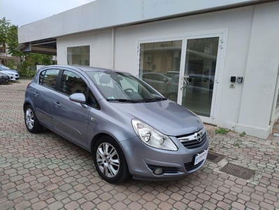 Opel Corsa 1.2 5 porte Cosmo usata