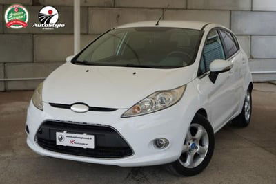 Ford Fiesta 1.4 TDCi 68CV 5 porte Titanium