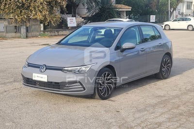 Volkswagen Golf 1.5 eTSI 150 CV EVO ACT DSG Life usata